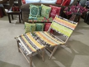 Stuhl mit Footstool